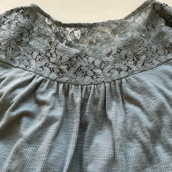 Fall blouse - Picture 3 of 6